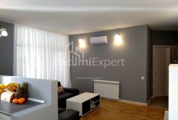 آپارتمان 3-комн 80 m² - الکساندرا پوشکین, Batumi