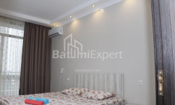 آپارتمان 112 متر مربع - نیکو پیروسمانی, Batumi, گرجستان