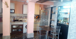 آپارتمان 3-комн 100 m² - زورابا گورگیلادزه, Batumi