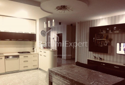 آپارتمان 6-комн 153 m² - واختنگ گرگاسالی, Batumi