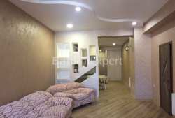 آپارتمان 3-комн 122 m² - زورابا گورگیلادزه, Batumi