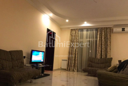 آپارتمان 3-комн 70 m² - ایوان جاواخیشویلی, Batumi