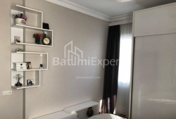 آپارتمان 7-комн 144 m² - پترا باگریونی, Batumi