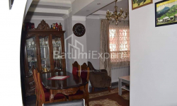 آپارتمان 4-комн 87 m² - ایوان جاواخیشویلی, Batumi