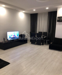 آپارتمان 90 متر مربع - واختنگ گرگاسالی, Batumi, گرجستان