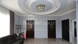 آپارتمان 3-комн 53 m² - پترا باگریونی, Batumi