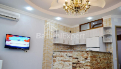 آپارتمان 3-комн 60 m² - الکساندرا پوشکین, Batumi