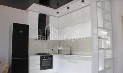 آپارتمان 3-комн 80 m² - زورابا گورگیلادزه, Batumi
