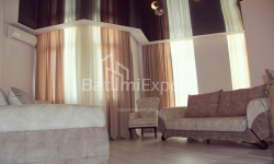 آپارتمان 80 متر مربع - زورابا گورگیلادزه, Batumi, گرجستان