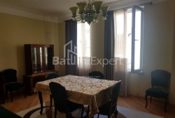 آپارتمان 4-комн 250 m² - یوریوسکایا, Batumi