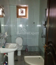 آپارتمان 92 متر مربع - 26 اردیبهشت, Batumi, گرجستان