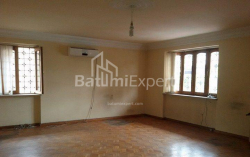 آپارتمان 3-комн 92 m² - 26 اردیبهشت, Batumi
