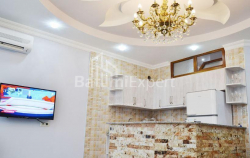 آپارتمان 3-комн 60 m² - الکساندرا پوشکین, Batumi