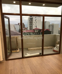 آپارتمان 3-комн 81 m² - زورابا گورگیلادزه, Batumi
