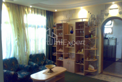 آپارتمان 9-комн 190 m² - دیمتر تودادبولی, Batumi