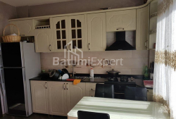 آپارتمان 4-комн 135 m² - پترا باگریونی, Batumi