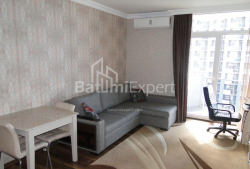 آپارتمان 1-комн 45 m² - کلانتر خیمشیاشویلی, Batumi