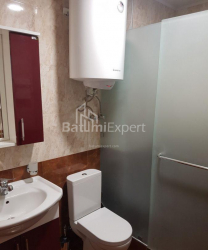 آپارتمان 1-комн 45 m² - کلانتر خیمشیاشویلی, Batumi