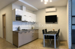 آپارتمان 2-комн 42 m² - نیکو پیروسمانی, Batumi