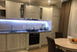 آپارتمان 3-комн 80 m² - یوسف کوبالادزه, Batumi