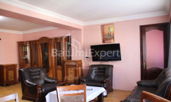 آپارتمان 98 متر مربع - 26 اردیبهشت, Batumi, گرجستان