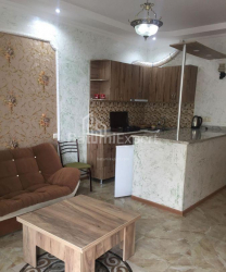 آپارتمان 3-комн 60 m² - کلانتر خیمشیاشویلی, Batumi