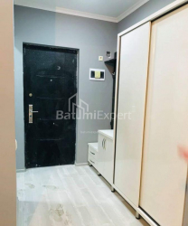 آپارتمان 60 متر مربع - نیکو پیروسمانی, Batumi, گرجستان