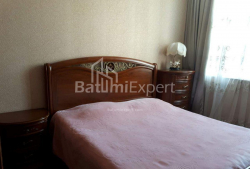 آپارتمان 4-комн 80 m² - یوریوسکایا, Batumi