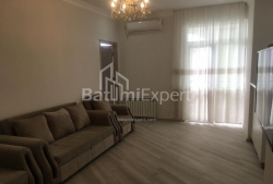 آپارتمان 3-комн 80 m² - شالوا ایناساریدزه, Batumi
