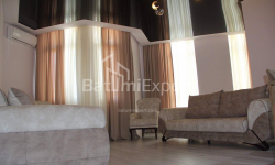 آپارتمان 3-комн 80 m² - زورابا گورگیلادزه, Batumi