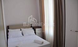 آپارتمان 3-комн 80 m² - زورابا گورگیلادزه, Batumi