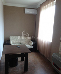 آپارتمان 3-комн 43 m² - الکساندرا گریبودوا, Batumi