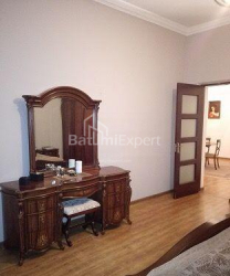 آپارتمان 4-комн 116 m² - الکساندرا پوشکین, Batumi