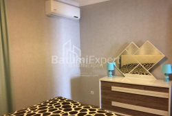 آپارتمان 2-комн 72 m² - یوسف کوبالادزه, Batumi