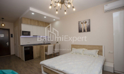آپارتمان 1-комн 28 m² - کلانتر خیمشیاشویلی, Batumi
