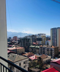 آپارتمان 2-комн 65 m² - کلانتر خیمشیاشویلی, Batumi