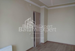 آپارتمان 4-комн 75 m² - پترا ملیکیشویلی, Batumi