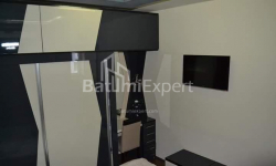 آپارتمان 3-комн 62 m² - کلانتر خیمشیاشویلی, Batumi