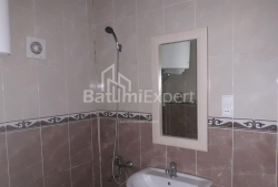 آپارتمان 2-комн 36 m² - کلانتر خیمشیاشویلی, Batumi