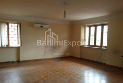 آپارتمان 3-комн 92 m² - 26 اردیبهشت, Batumi