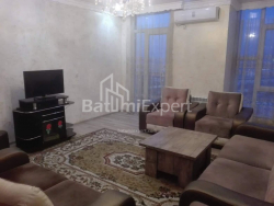 آپارتمان 90 متر مربع - الکساندرا پوشکین, Batumi, گرجستان
