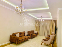 آپارتمان 102 متر مربع - ایلیا چاوچاوادزه, Batumi, گرجستان