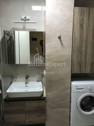 آپارتمان 1-комн 34 m² - کلانتر خیمشیاشویلی, Batumi
