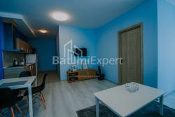 آپارتمان 2-комн 58.4 m² - کلانتر خیمشیاشویلی, Batumi