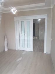 آپارتمان 44 متر مربع - یوسف کوبالادزه, Batumi, گرجستان