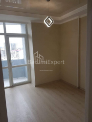 آپارتمان 44 متر مربع - یوسف کوبالادزه, Batumi, گرجستان