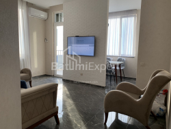 آپارتمان 2-комн 52 m² - کلانتر خیمشیاشویلی, Batumi