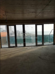 آپارتمان 1-комн 33 m² - کلانتر خیمشیاشویلی, Batumi