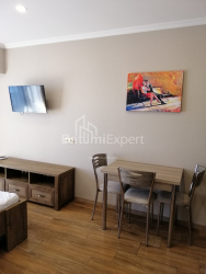آپارتمان 1-комн 33 m² - کلانتر خیمشیاشویلی, Batumi