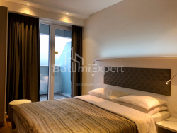 آپارتمان 1-комн 30.4 m² - کلانتر خیمشیاشویلی, Batumi
